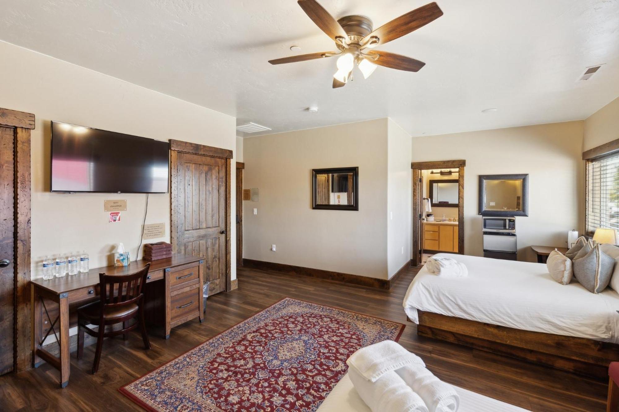 Zion Cliff Lodge Hildale Room photo